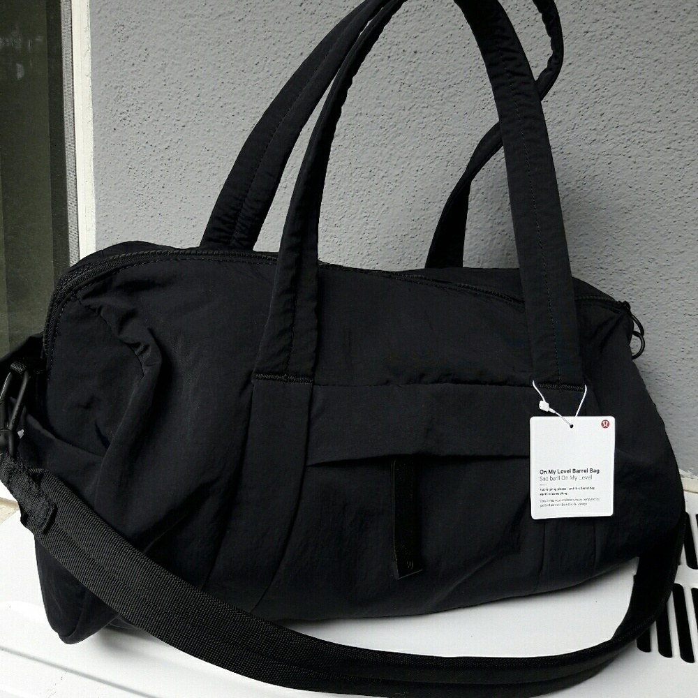 Lululemon On My Level Bag